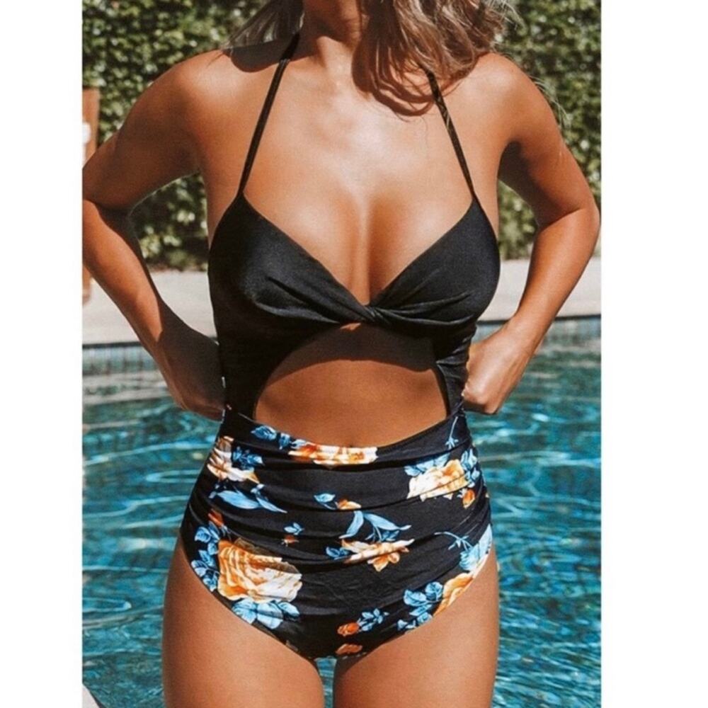 NWT Cupshe Floral Flower Twist Halter Tie Top One Piece Swimsuit Lace Up Small